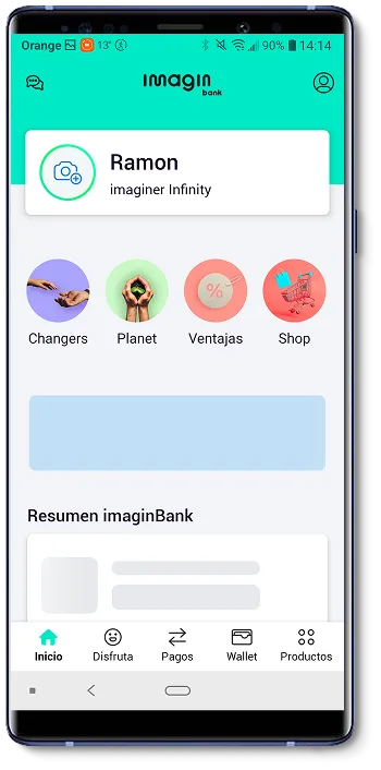 Antes: jerarquía visual que compite con la información financiera crítica